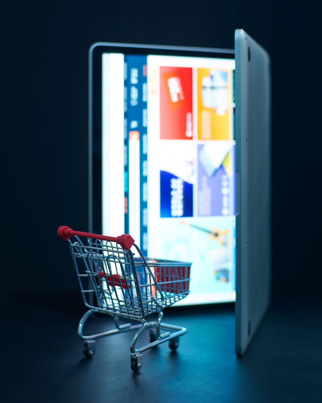 The role of technology in enhancing the shopping experience